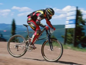 Protezioni MTB: la checklist completa (inclusa quella che non indossi)