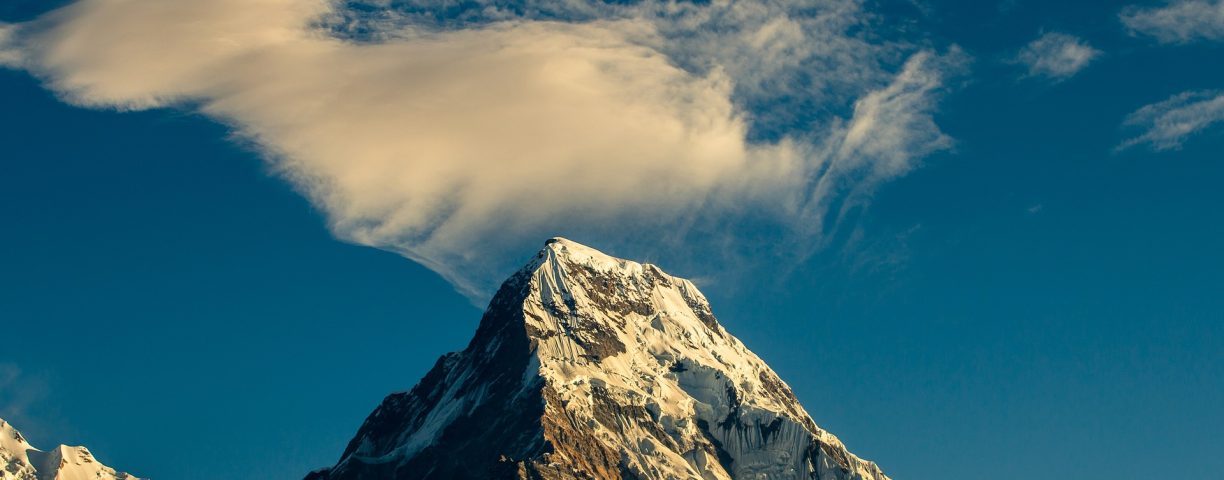 7151_mountain-2041886_1920